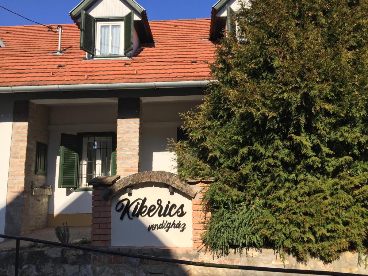 维拉尼Kikerics Vendeghaz住宿加早餐旅馆 外观 照片